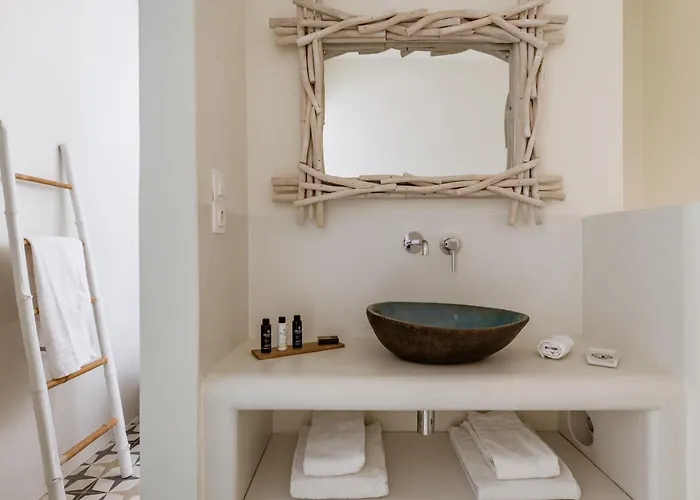 Aeolos Erato Agkidia