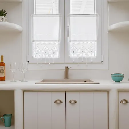 Aeolos Erato Agkidia