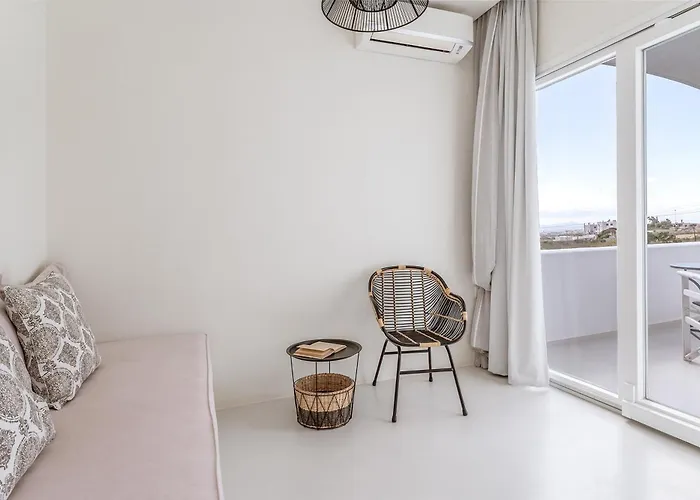 Aeolos Erato * Agkidia